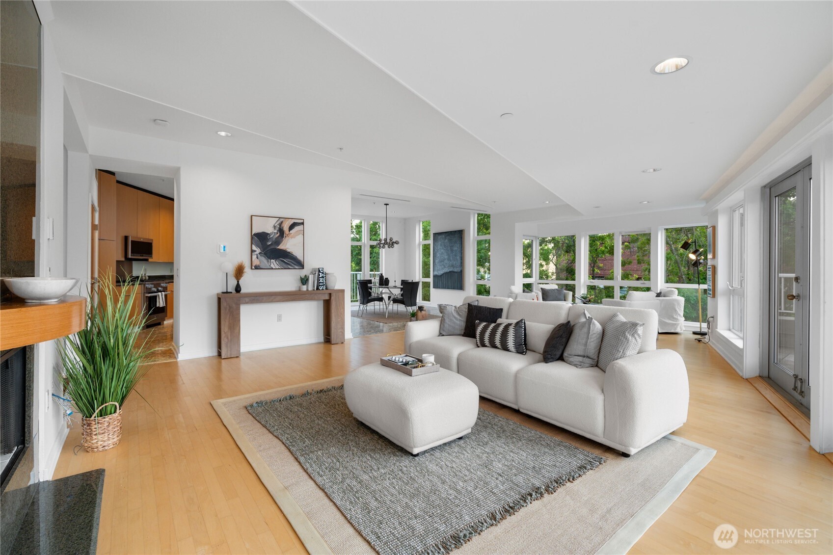 303 E Pike Street Unit: PH1