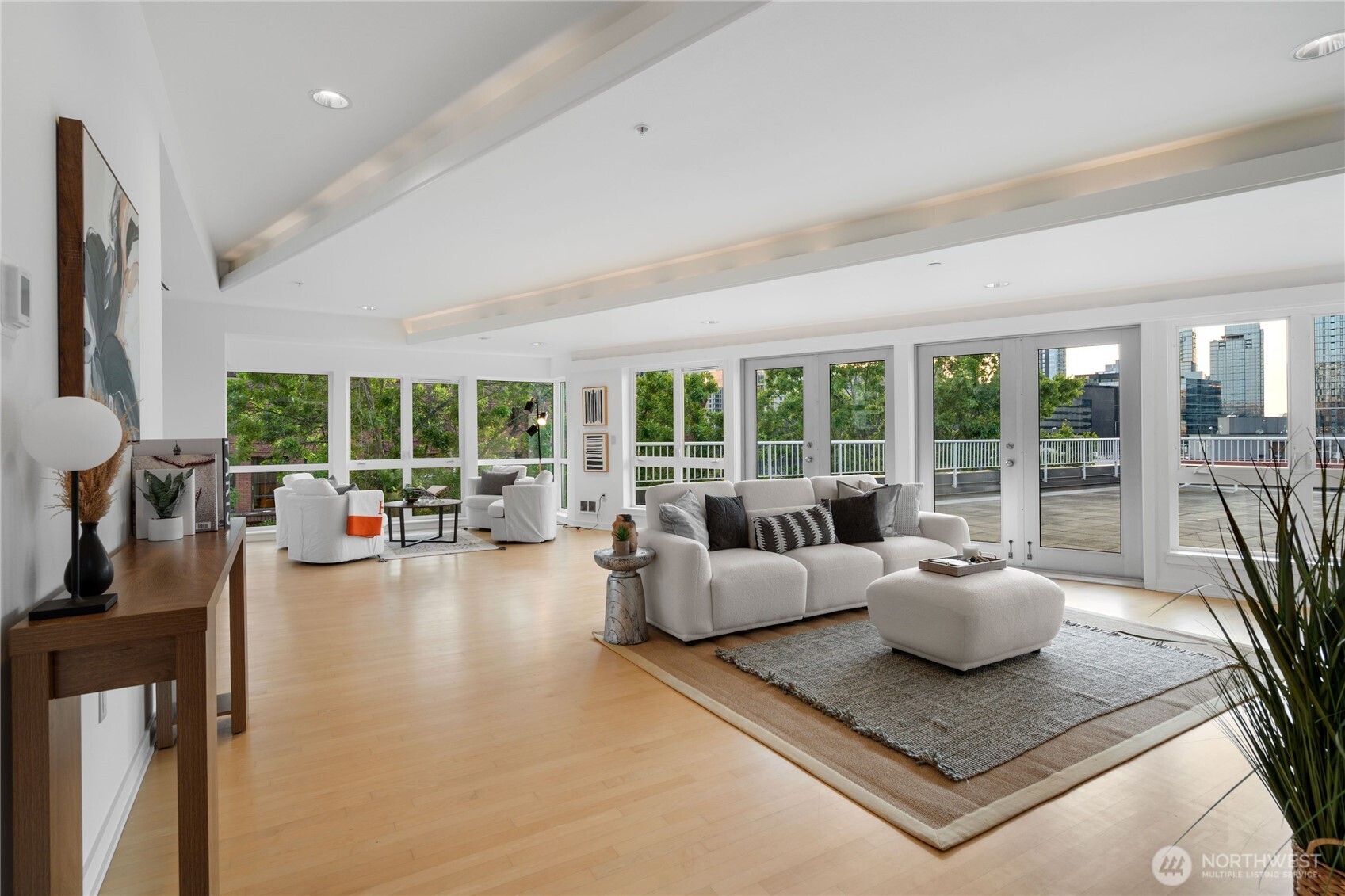 303 E Pike Street Unit: PH1