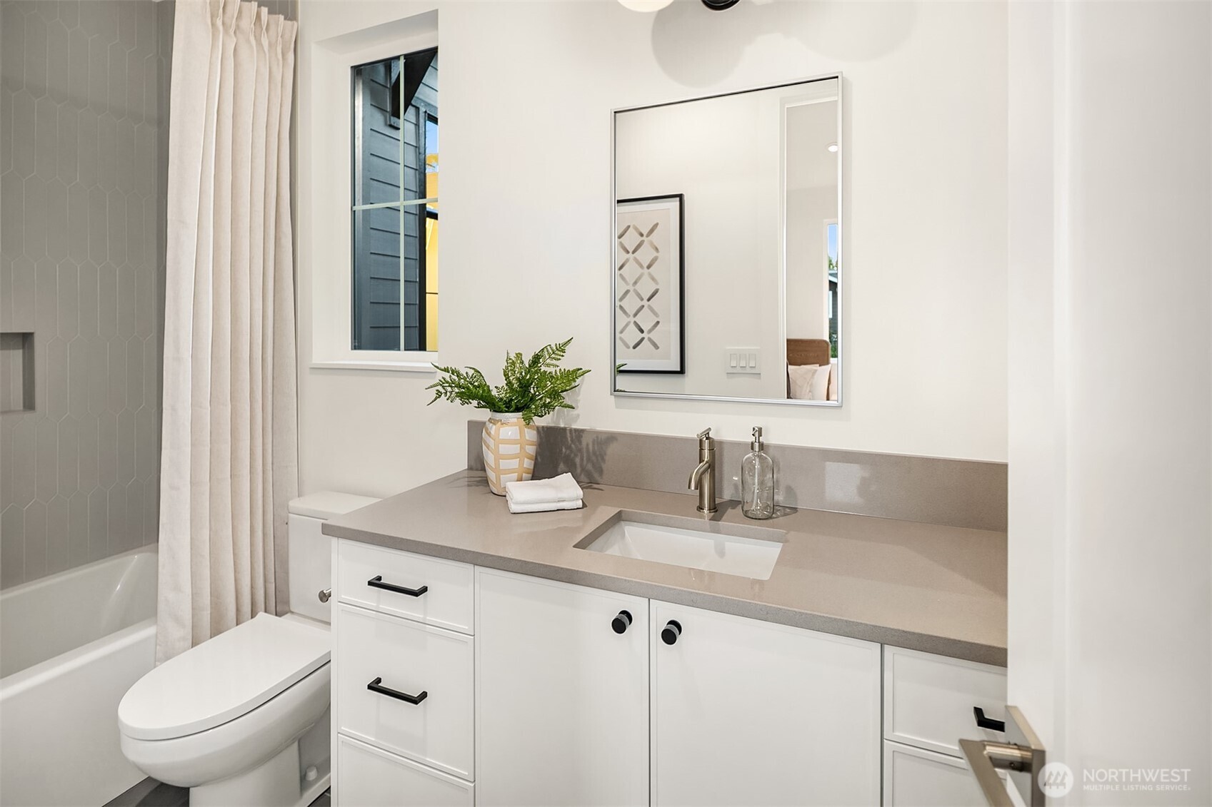 2643 106th Avenue NE