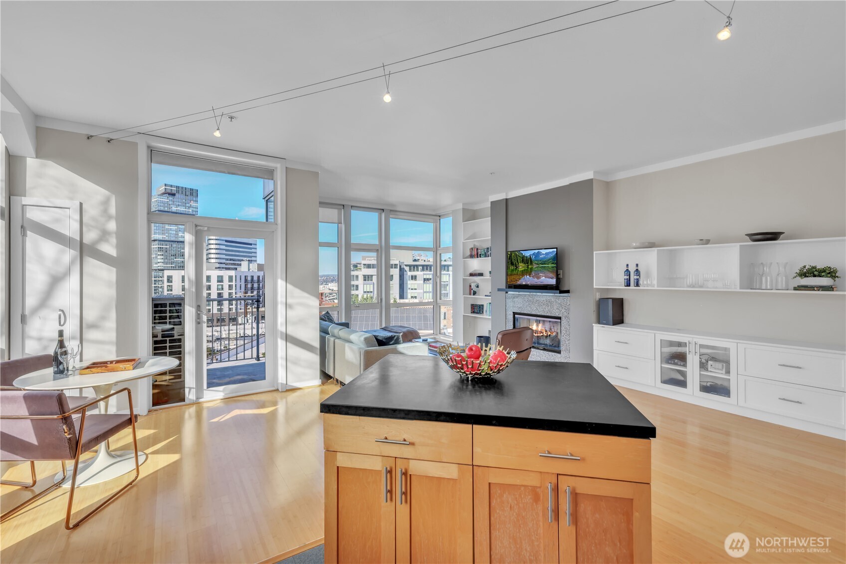 303 E Pike Street Unit: 603