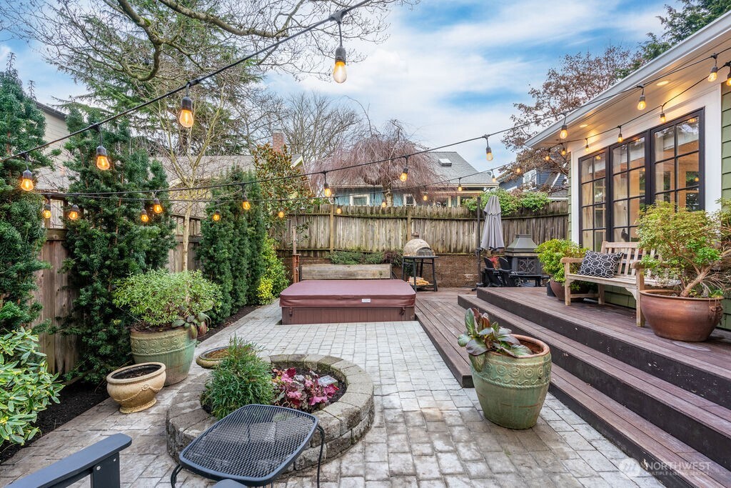 106 NE 46th Street