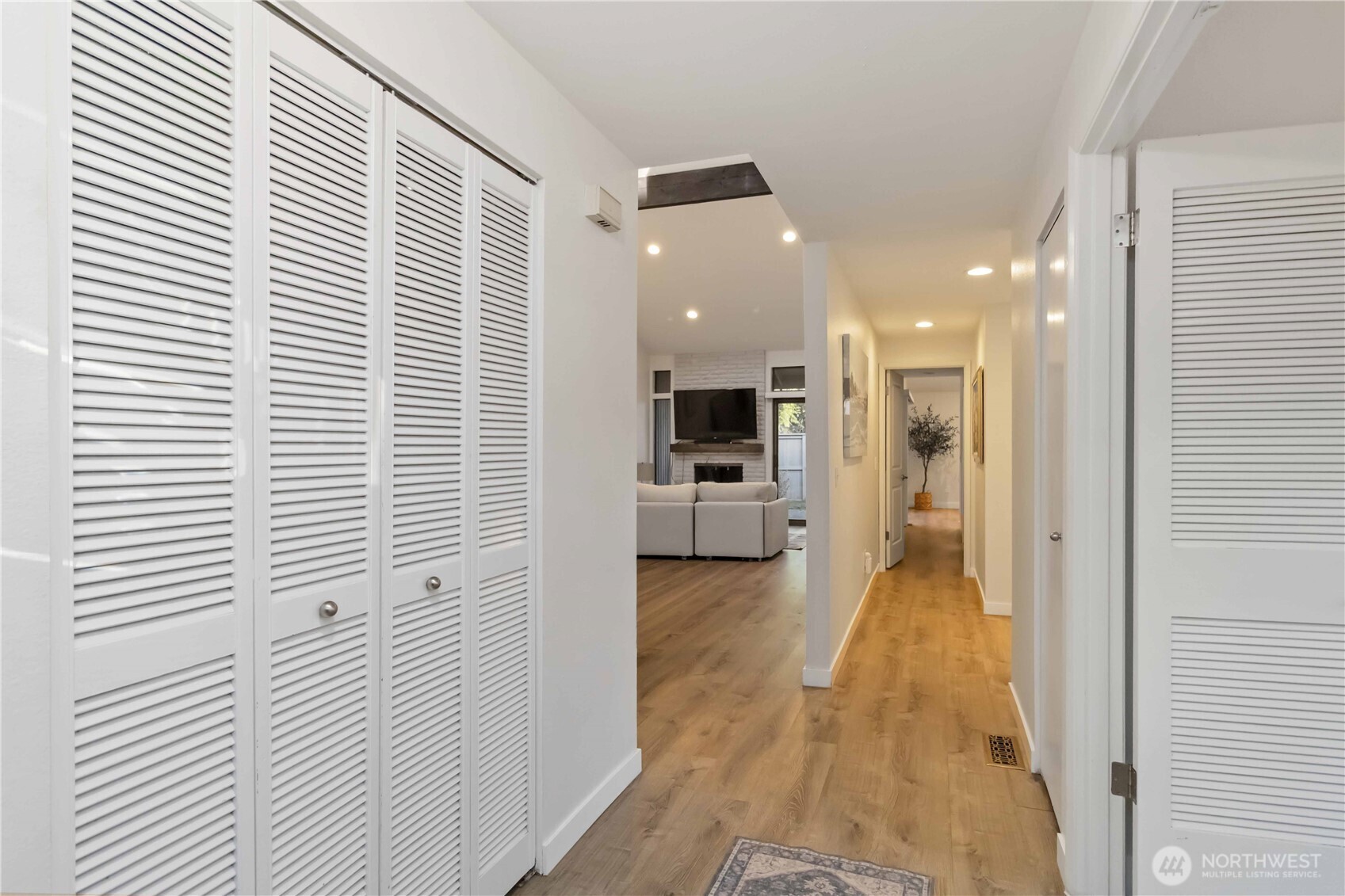 112 141st Place NE Unit: 10B