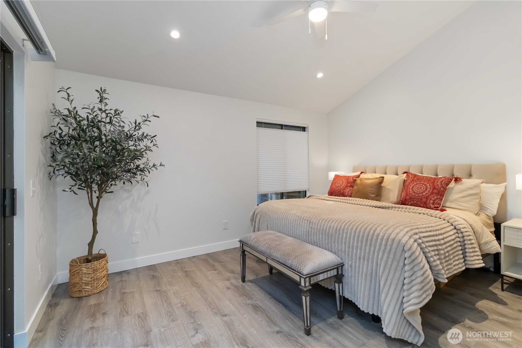 112 141st Place NE Unit: 10B