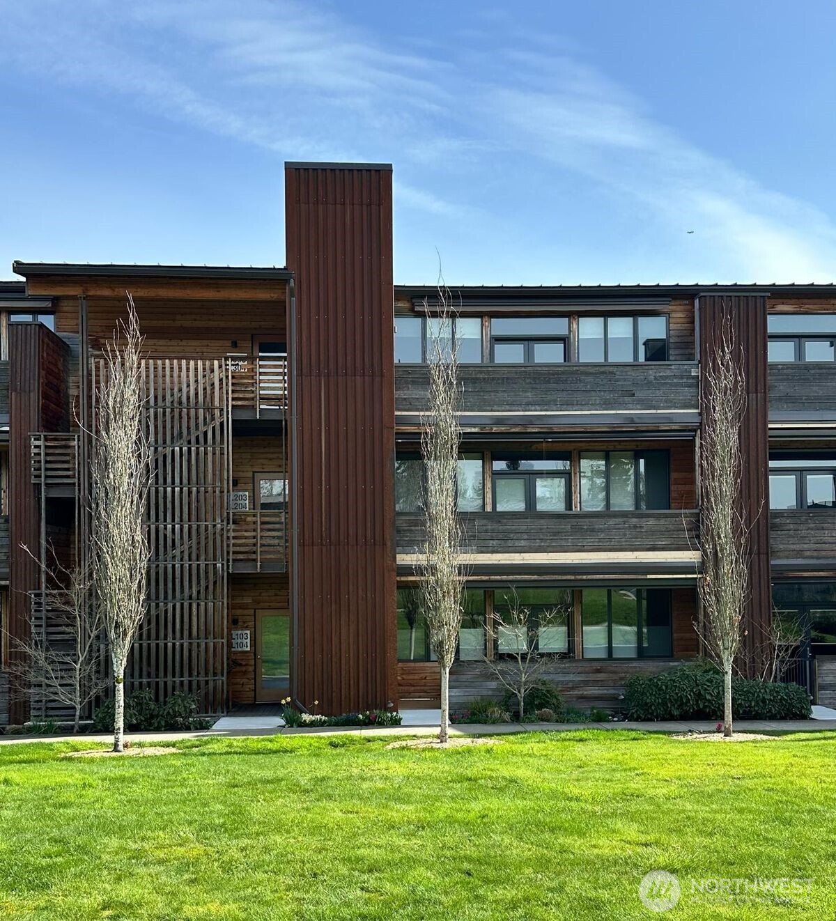 363 Ambrose Lane NW Unit: L204