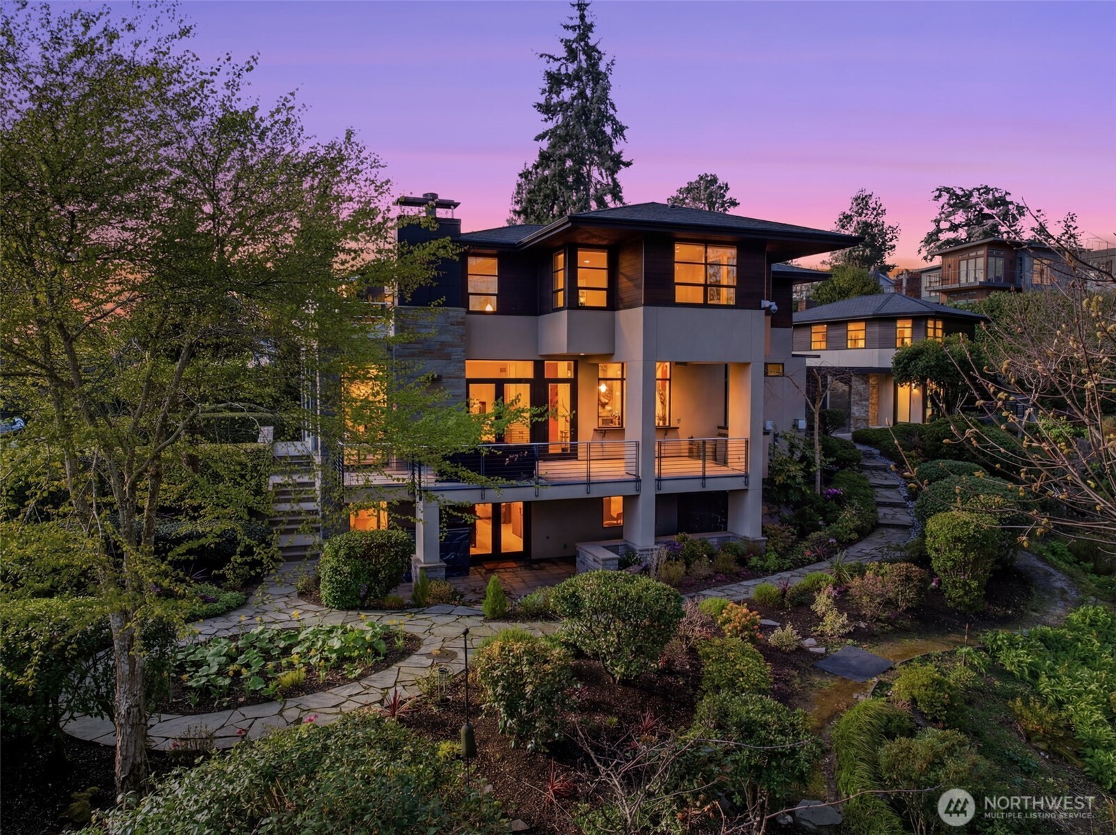 9632 Lake Washington Blvd NE