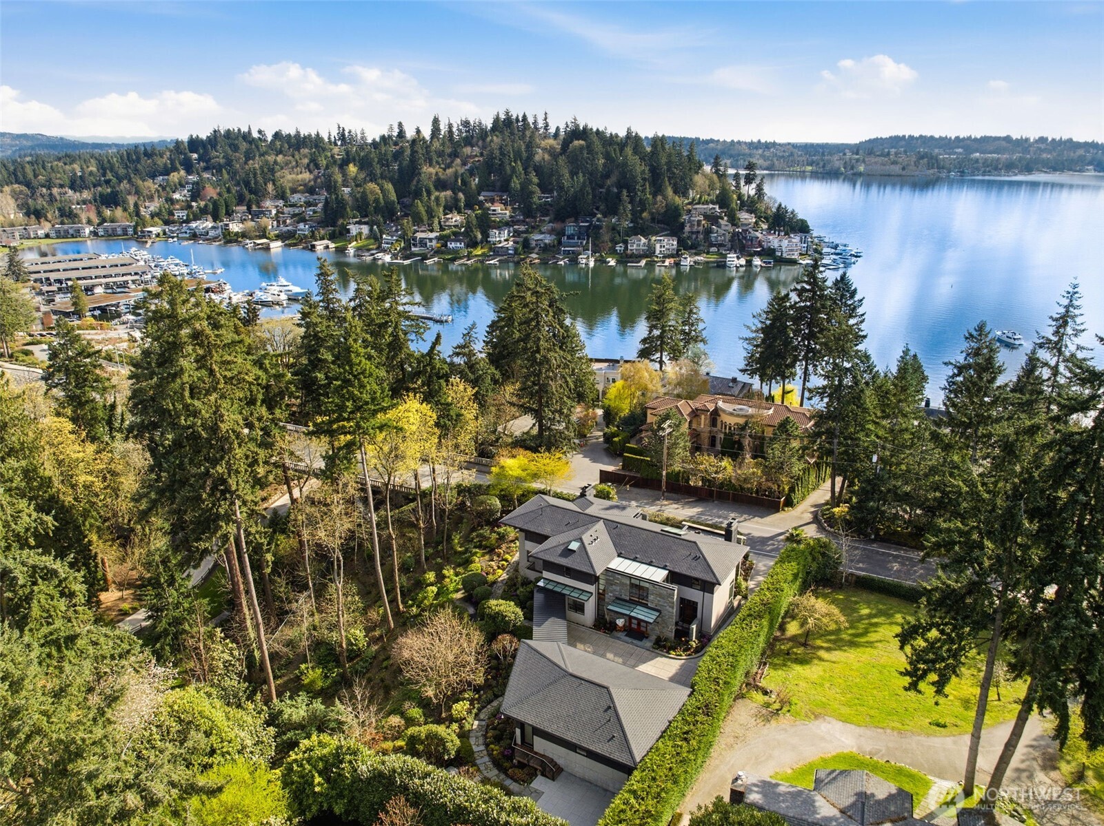 9632 Lake Washington Blvd NE