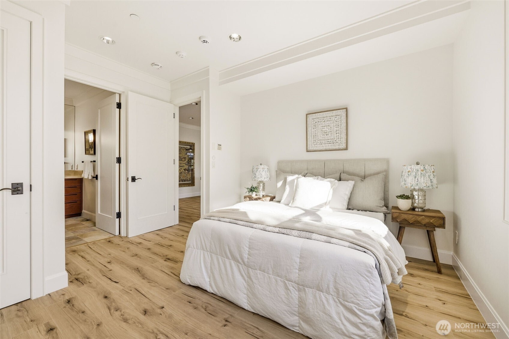 9632 Lake Washington Blvd NE