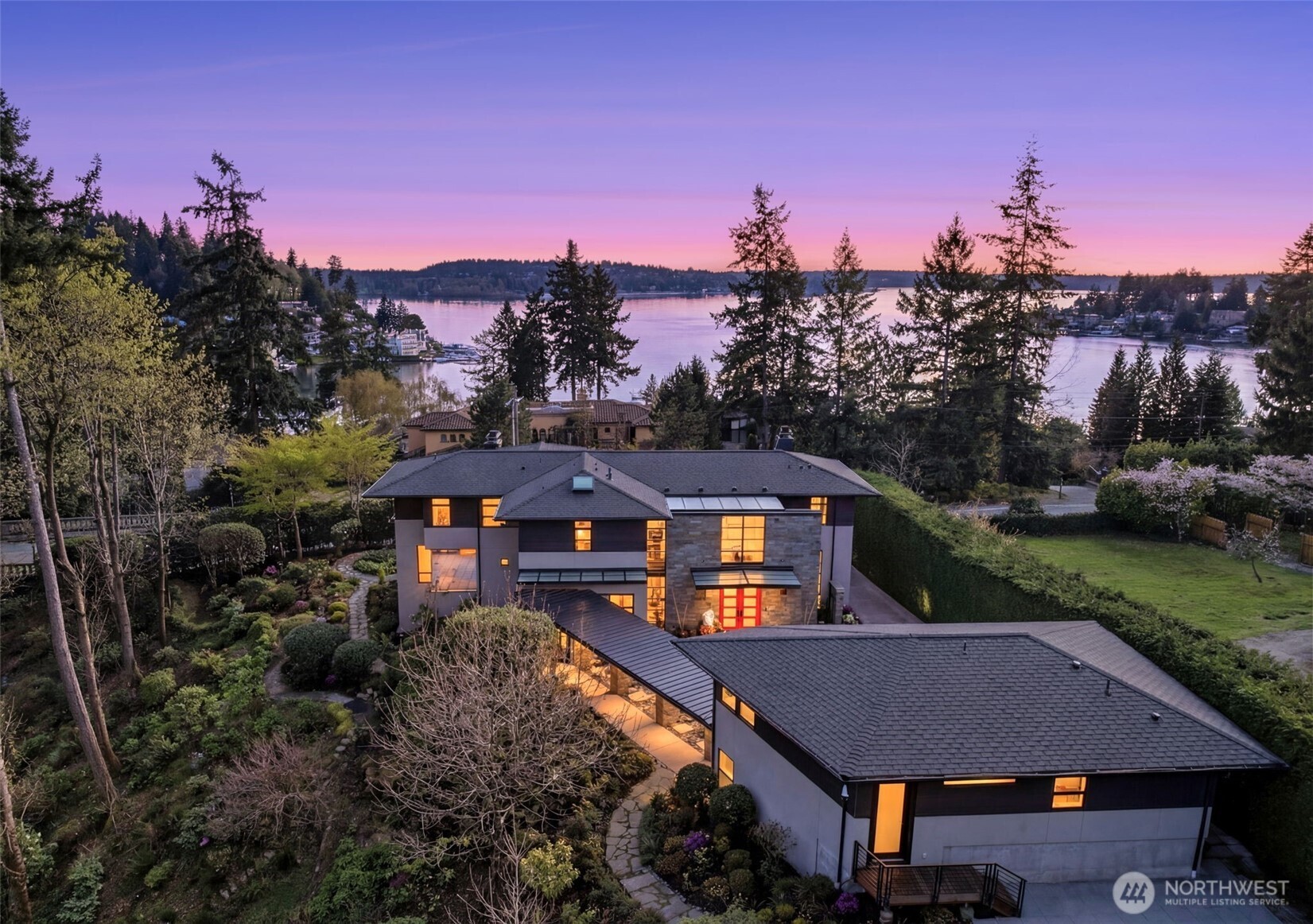 9632 Lake Washington Blvd NE