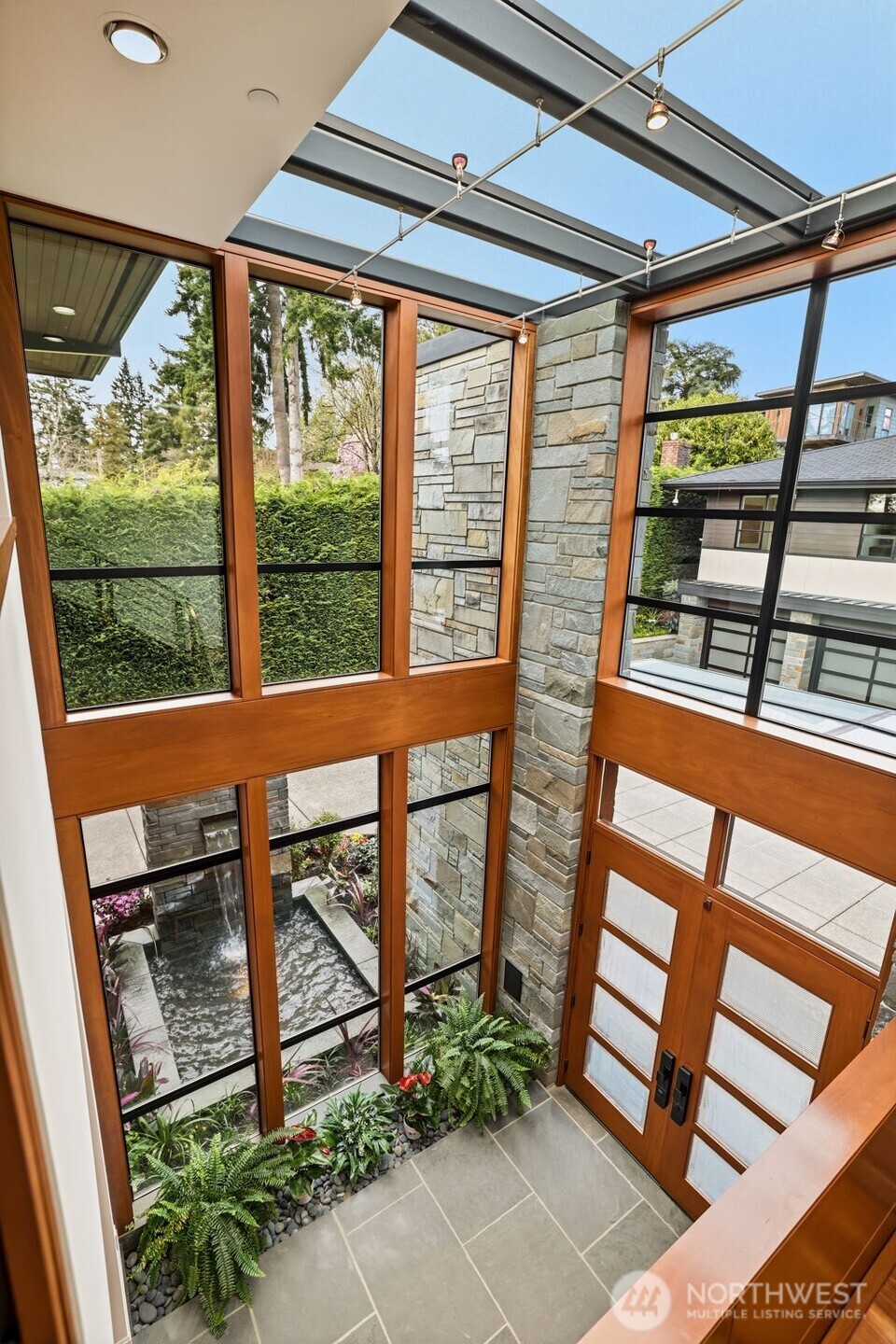 9632 Lake Washington Blvd NE