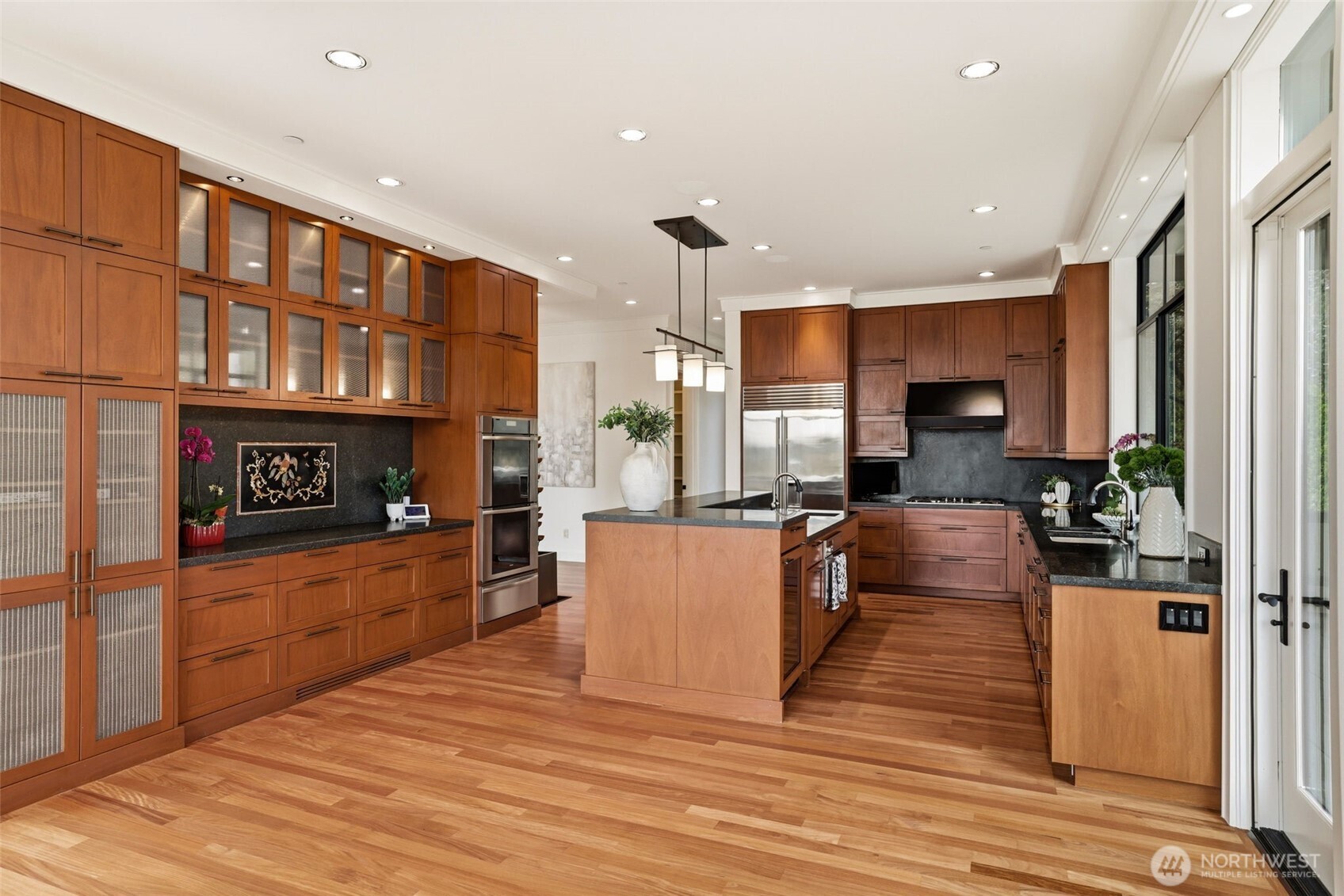 9632 Lake Washington Blvd NE