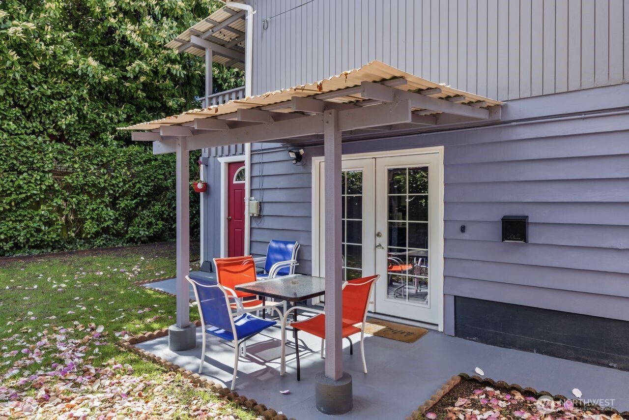 2127 N 149 Lane Unit: 1
