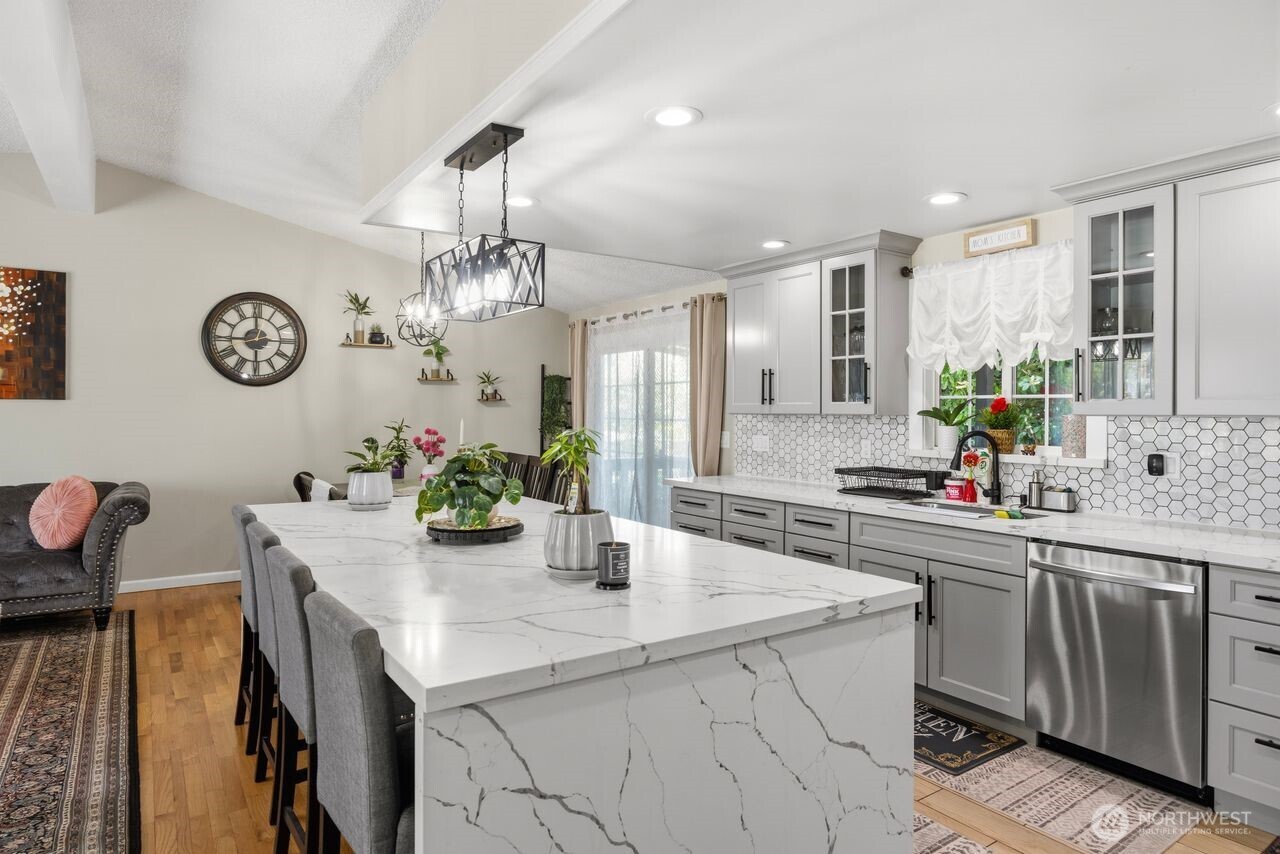 2127 N 149 Lane Unit: 1