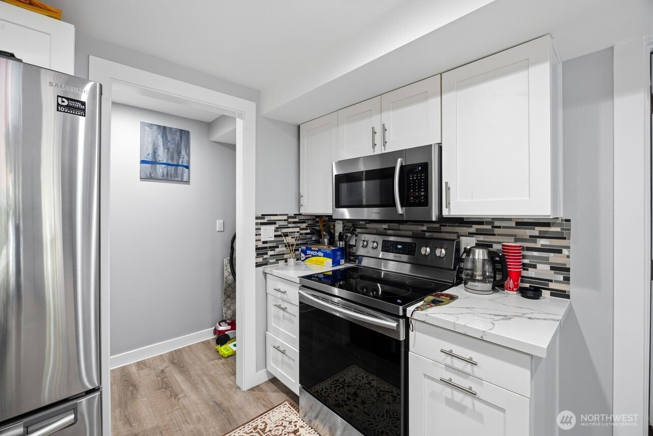 2127 N 149 Lane Unit: 1