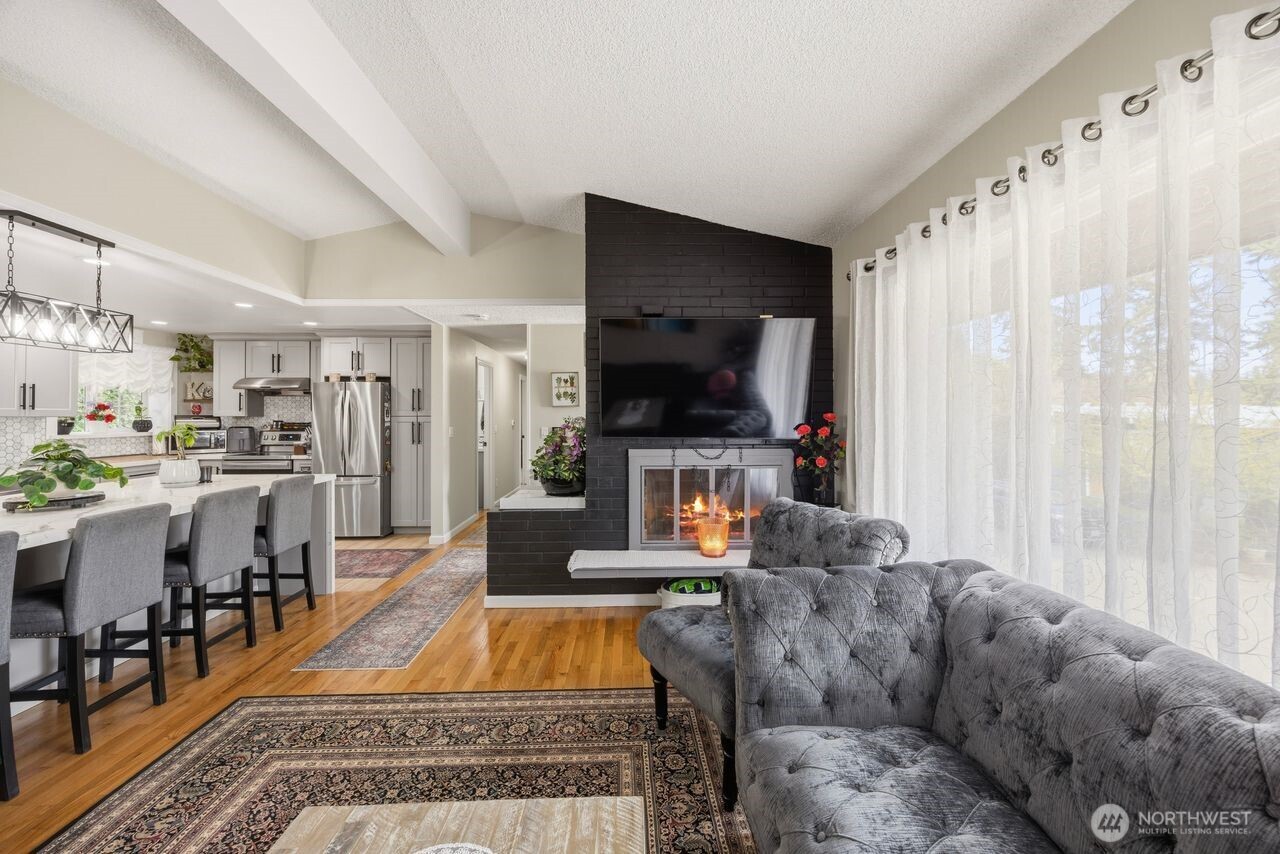 2127 N 149 Lane Unit: 1