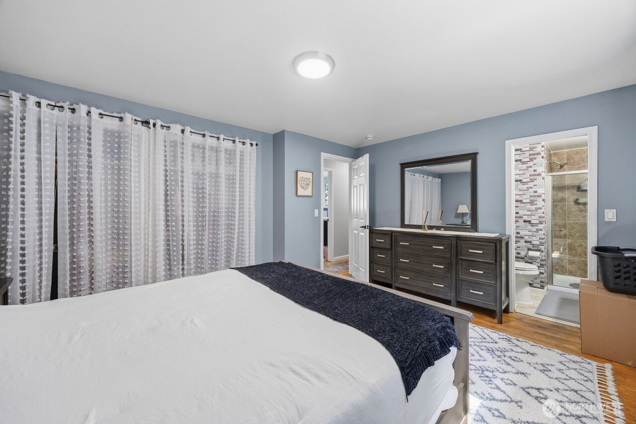 2127 N 149 Lane Unit: 1