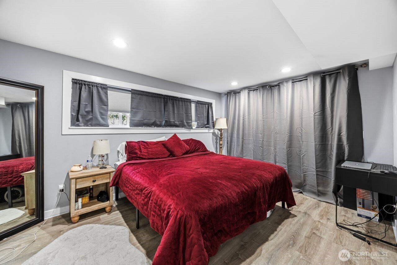 2127 N 149 Lane Unit: 1