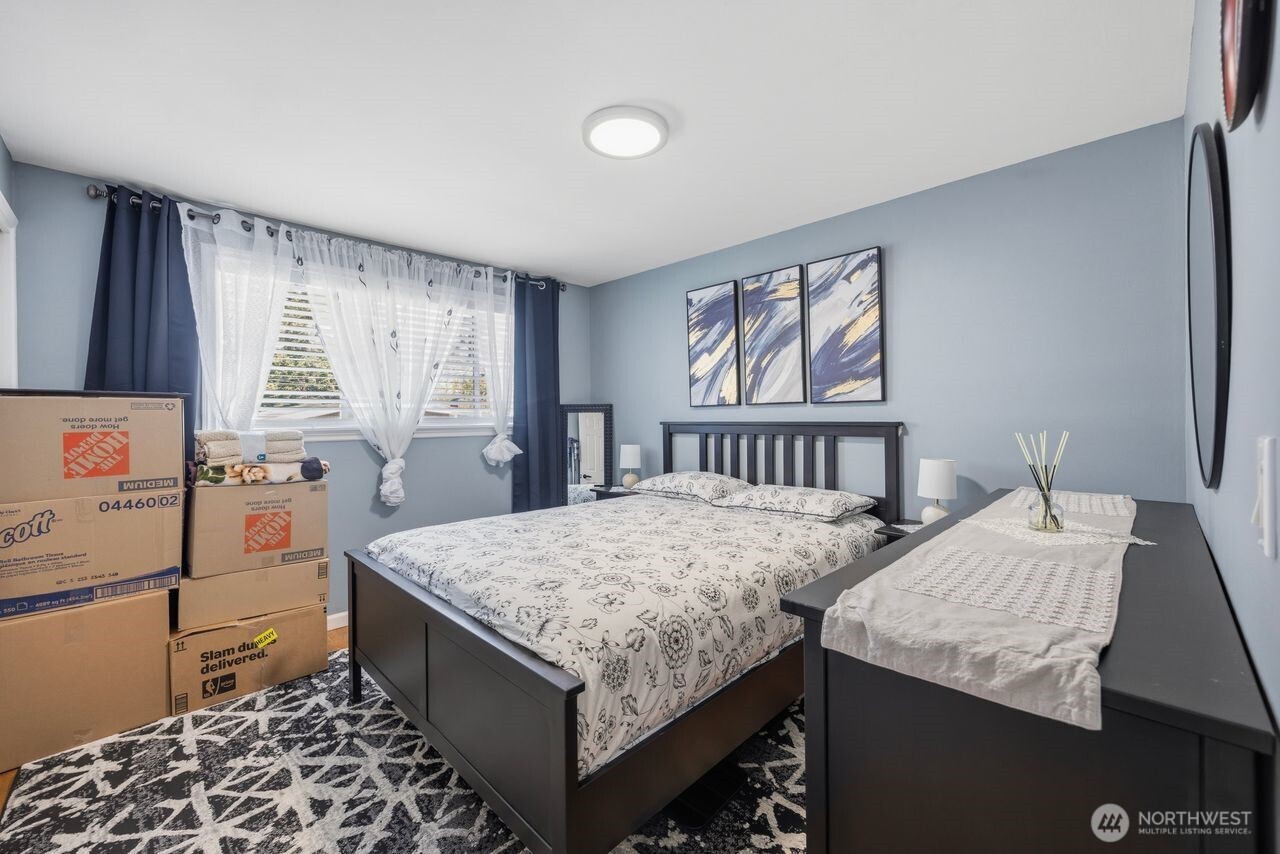 2127 N 149 Lane Unit: 1