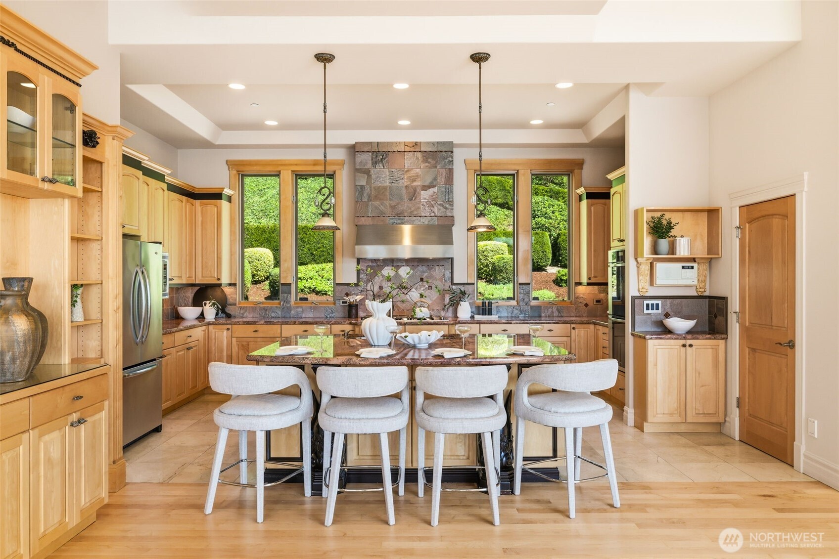 2837 E Lake Sammamish Parkway NE