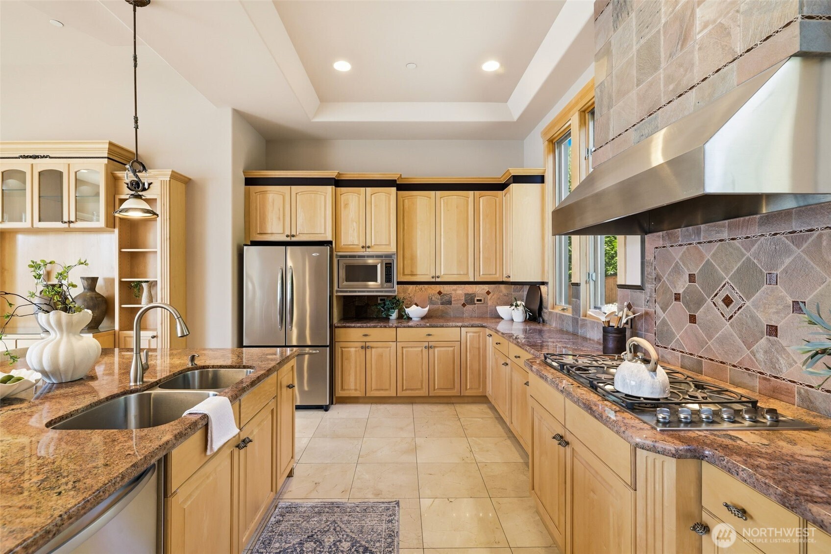 2837 E Lake Sammamish Parkway NE