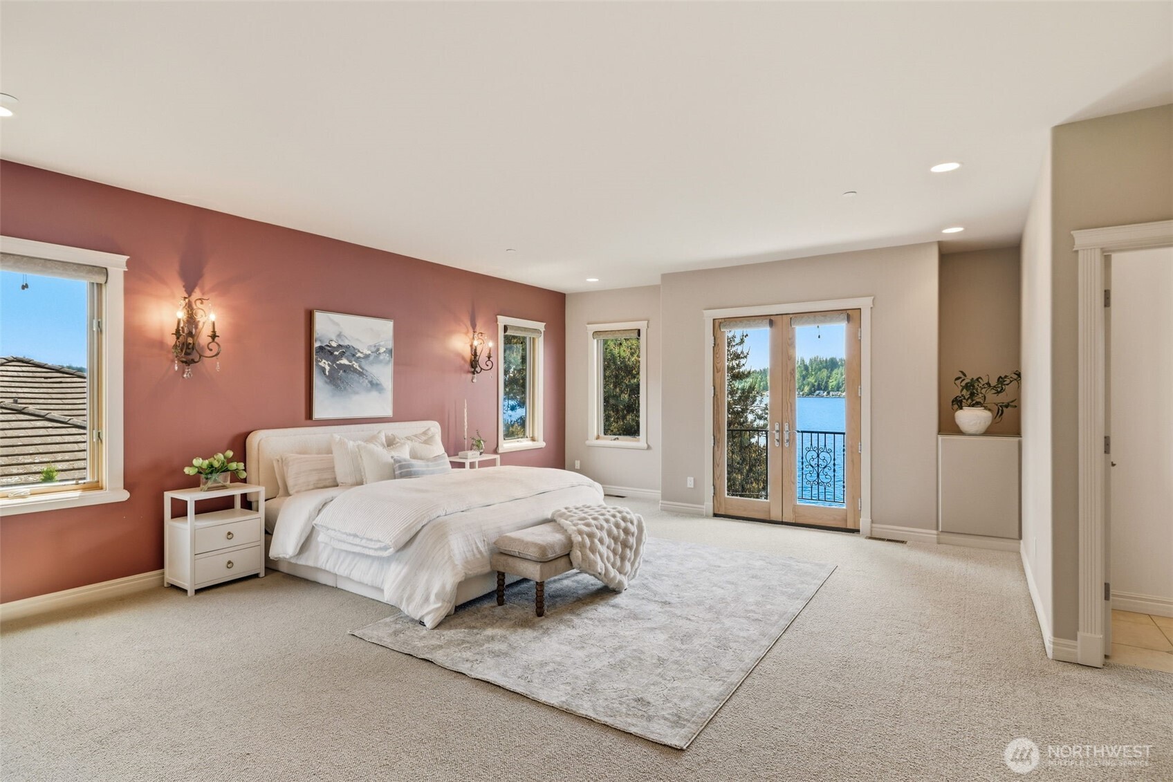 2837 E Lake Sammamish Parkway NE