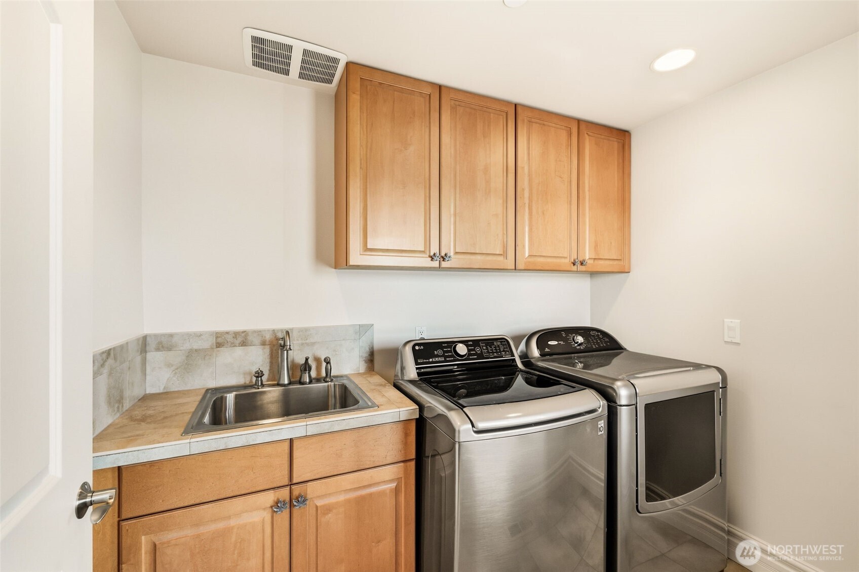 2837 E Lake Sammamish Parkway NE