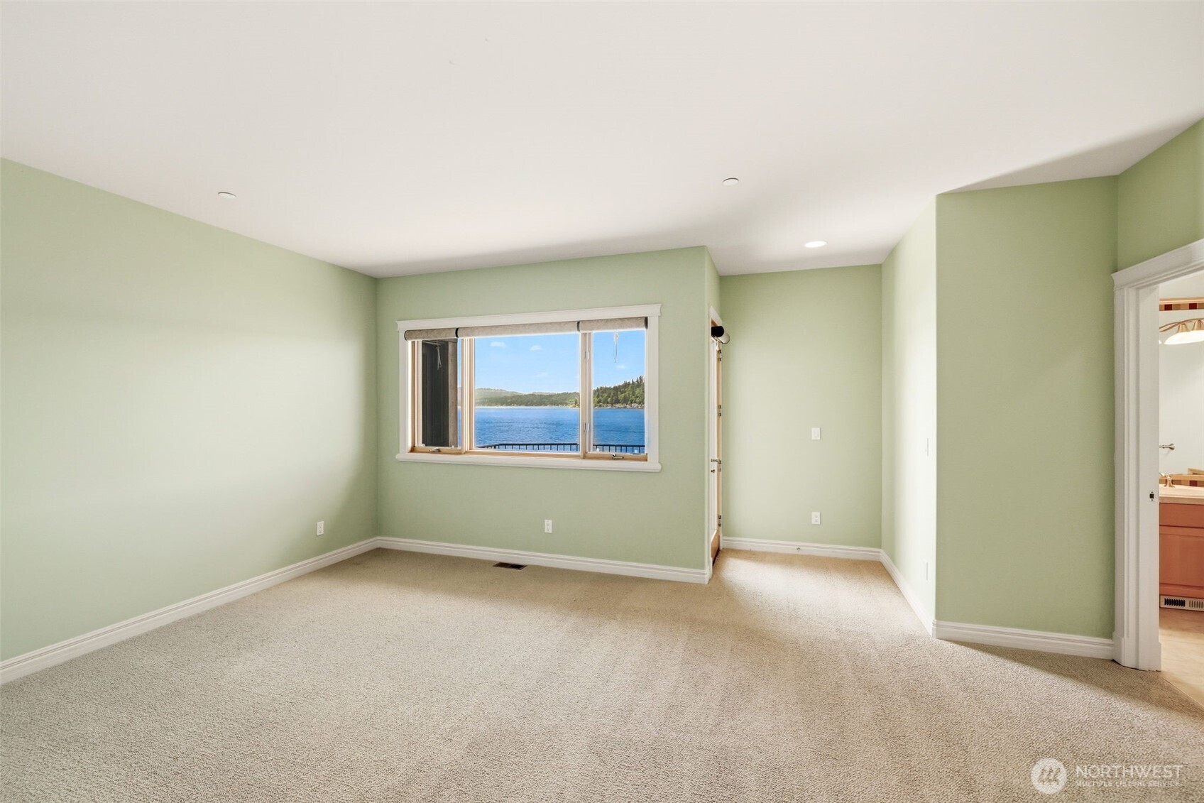 2837 E Lake Sammamish Parkway NE