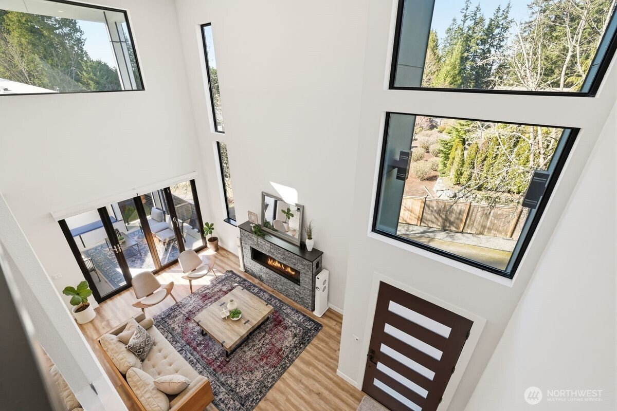 18111 84th Avenue W
