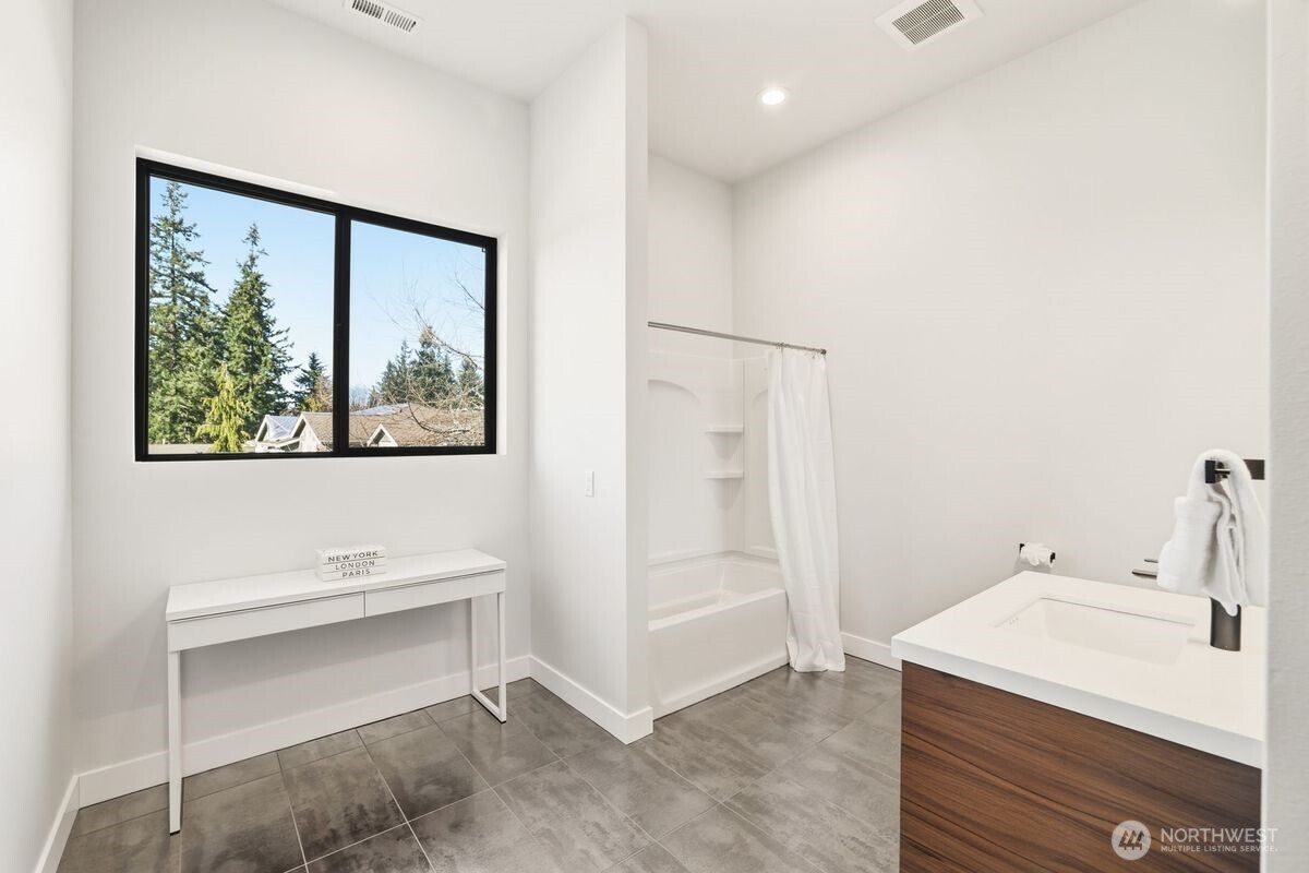 18111 84th Avenue W
