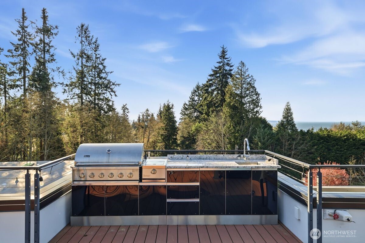 18111 84th Avenue W
