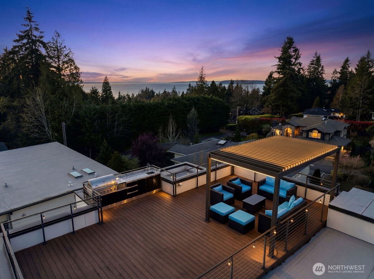 18111 84th Avenue W