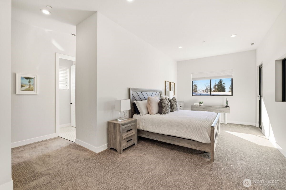 18111 84th Avenue W