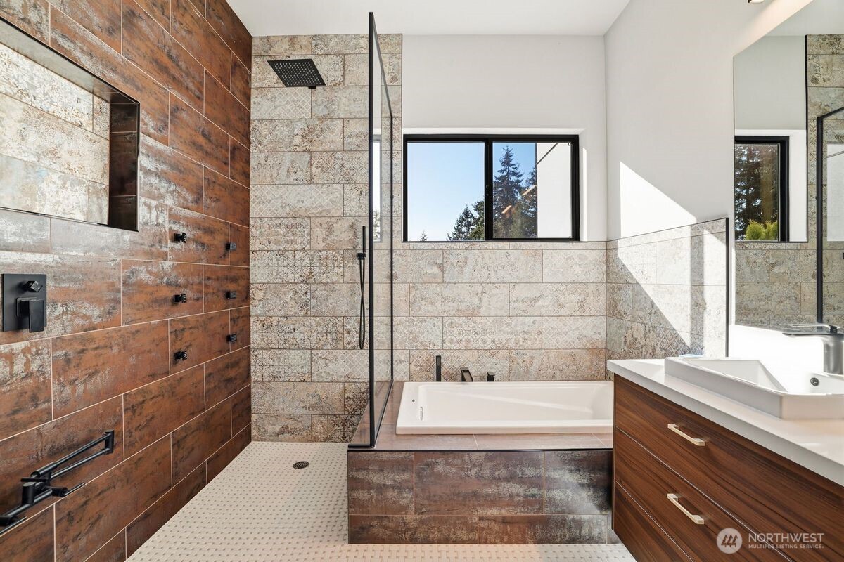 18111 84th Avenue W