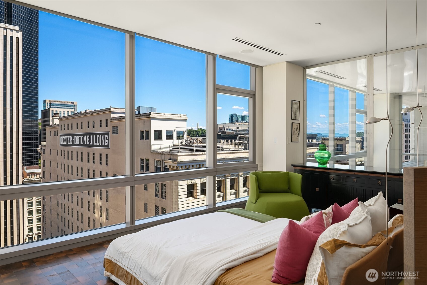 715 2nd Avenue Unit: 1505