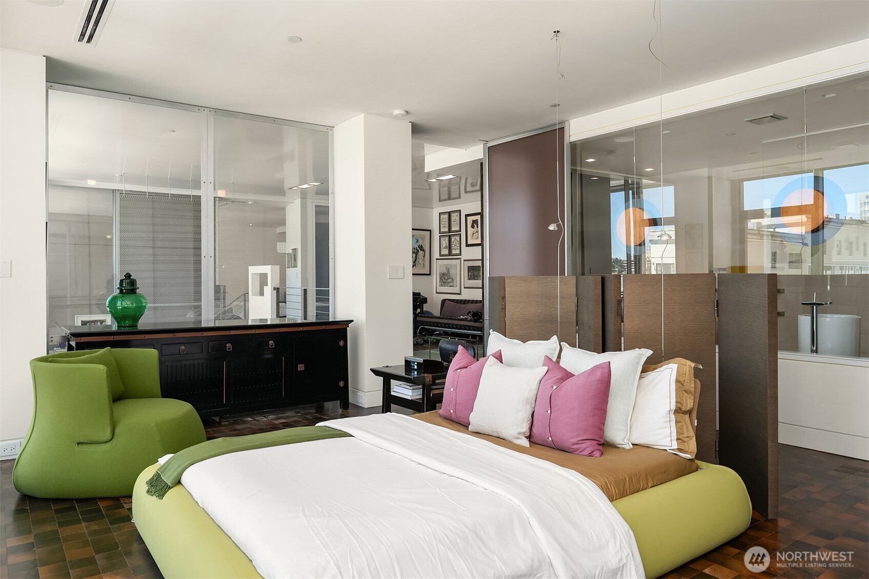 715 2nd Avenue Unit: 1505