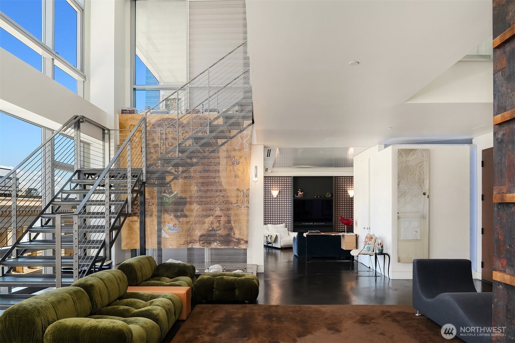 715 2nd Avenue Unit: 1505