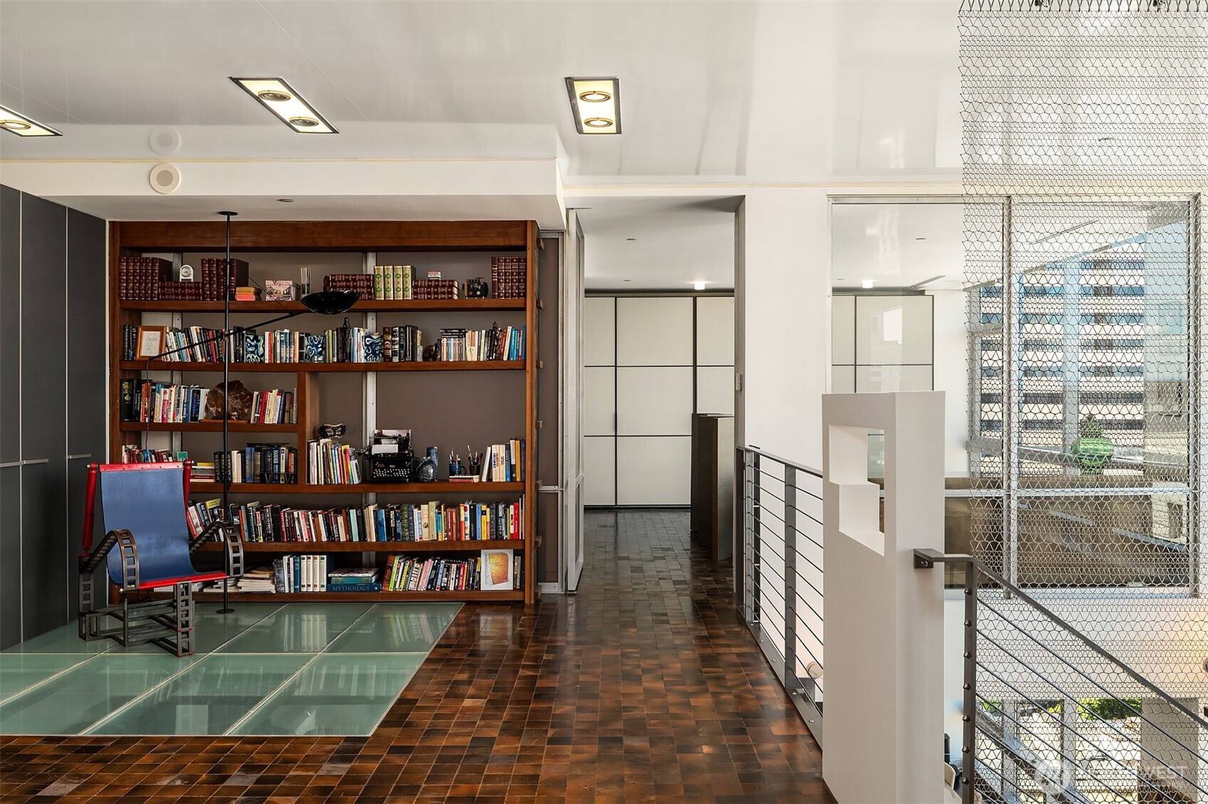 715 2nd Avenue Unit: 1505