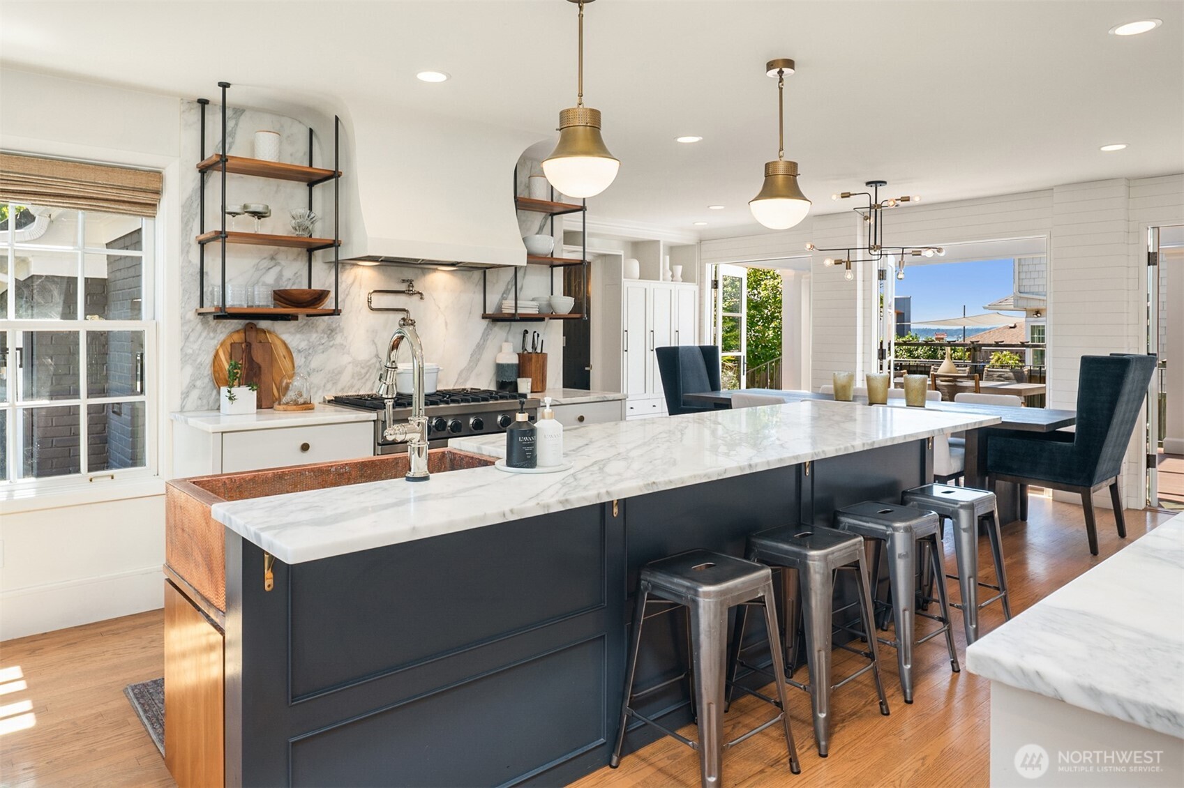 1515 28th Avenue W
