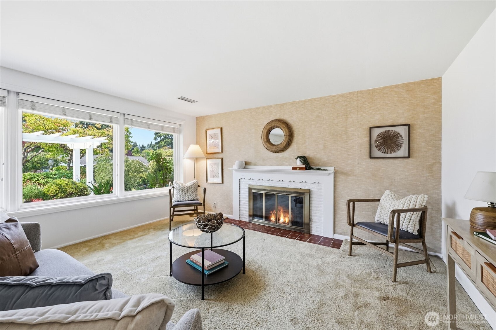 1016 Sunset Way