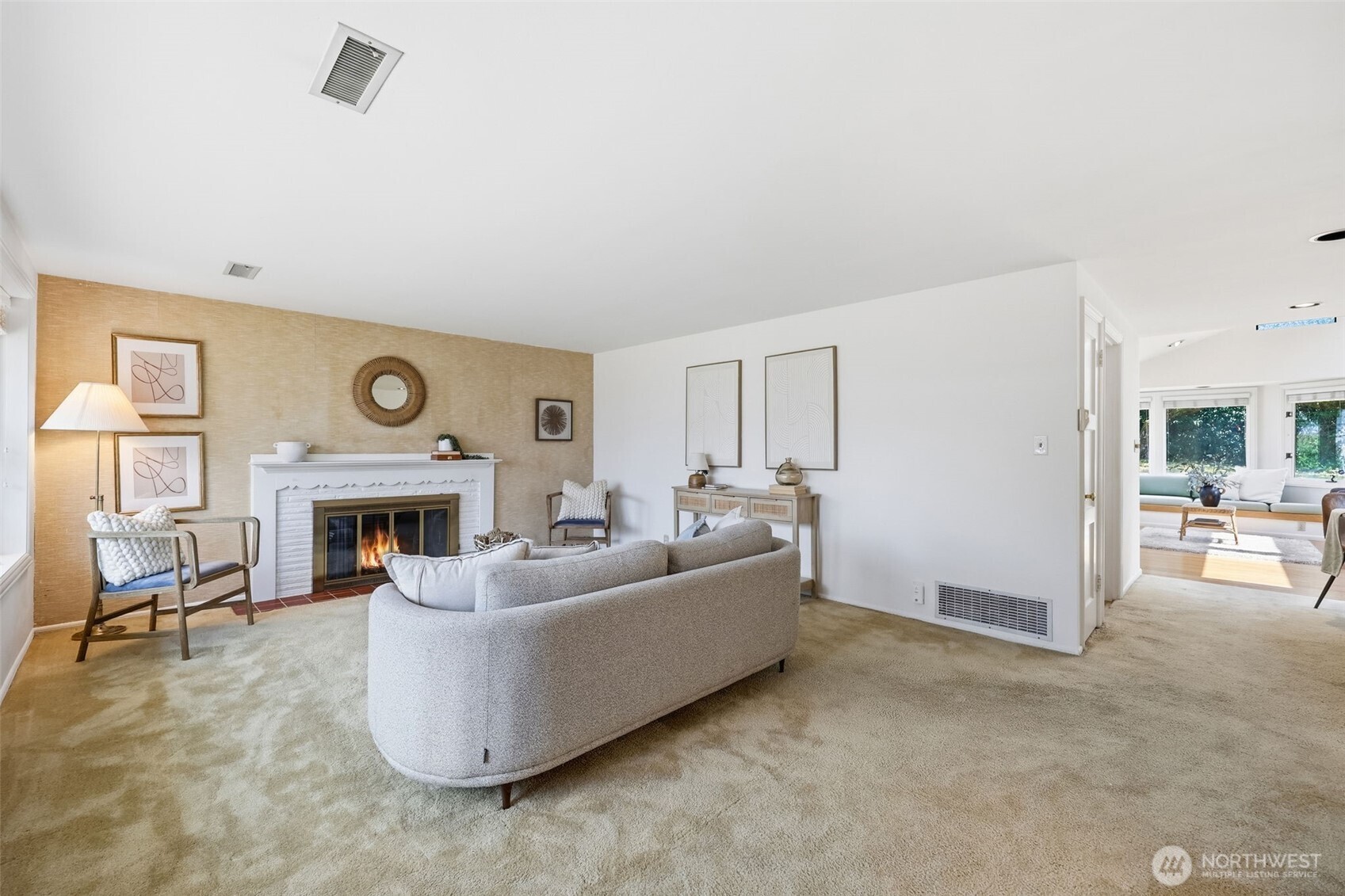 1016 Sunset Way