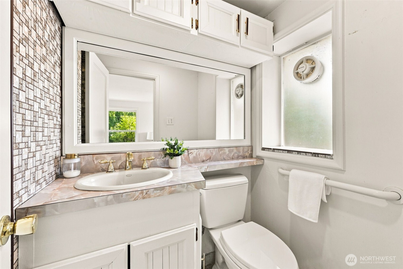 9810 Vineyard Crest