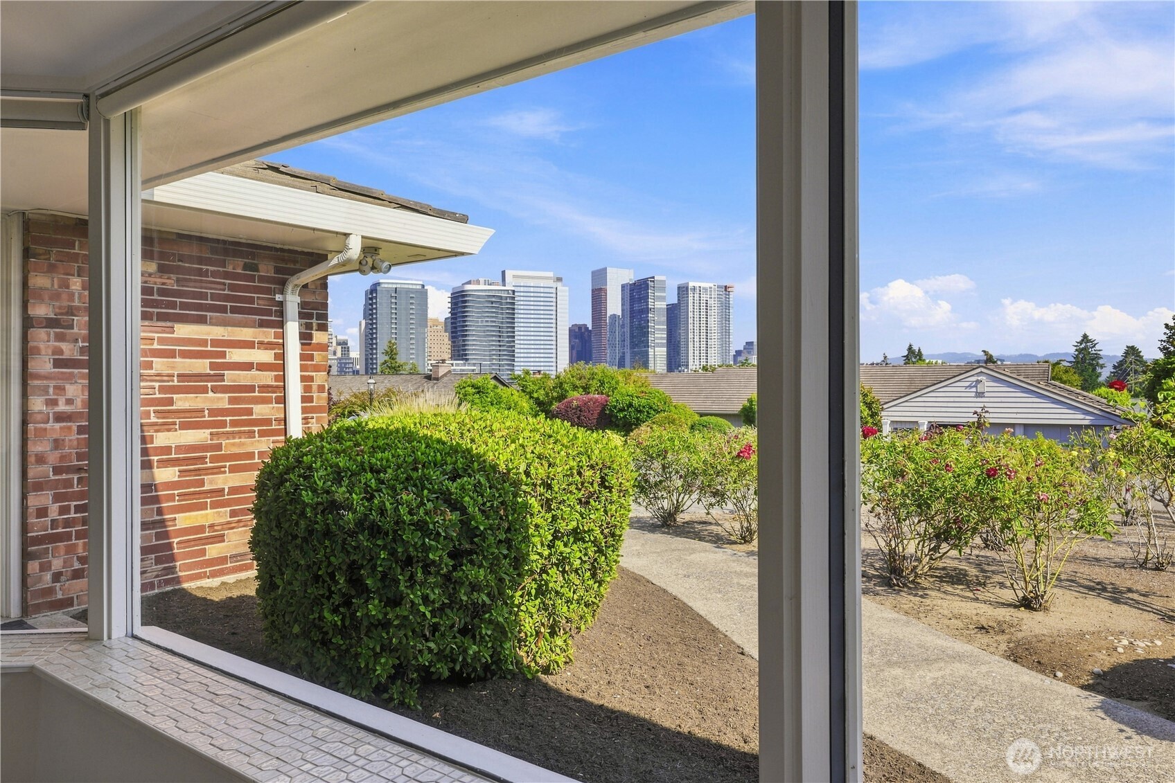 9810 Vineyard Crest