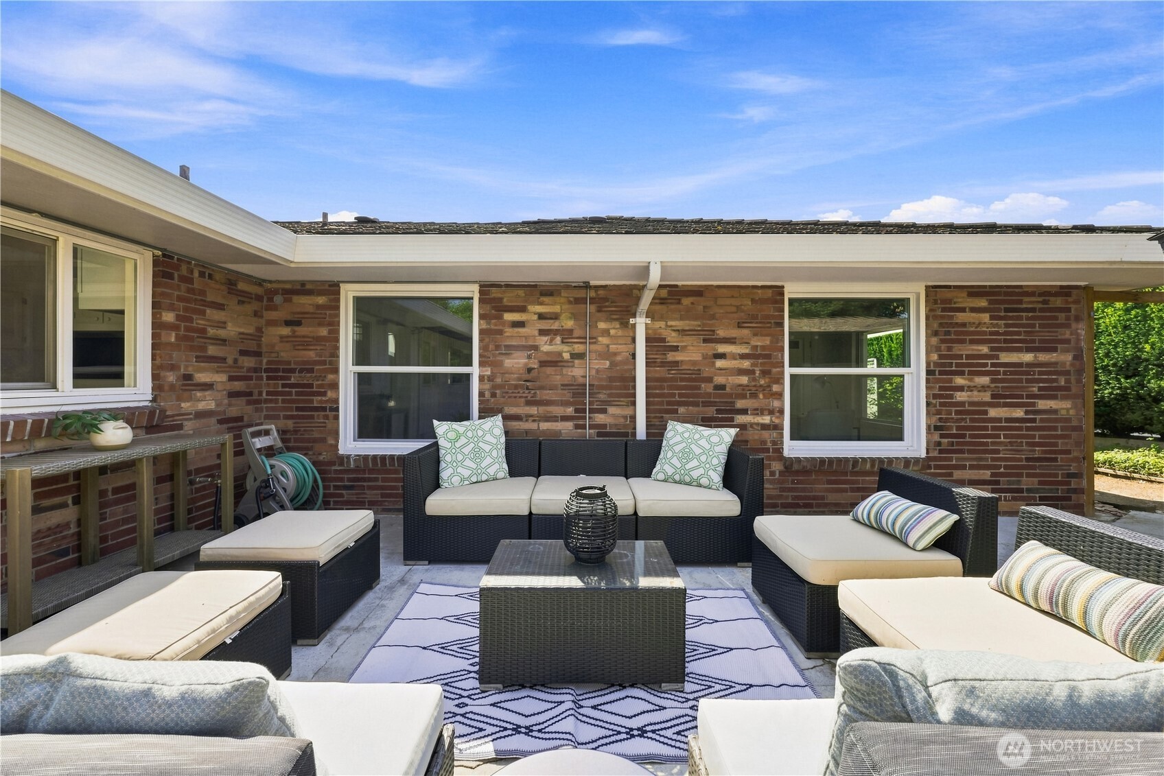9810 Vineyard Crest