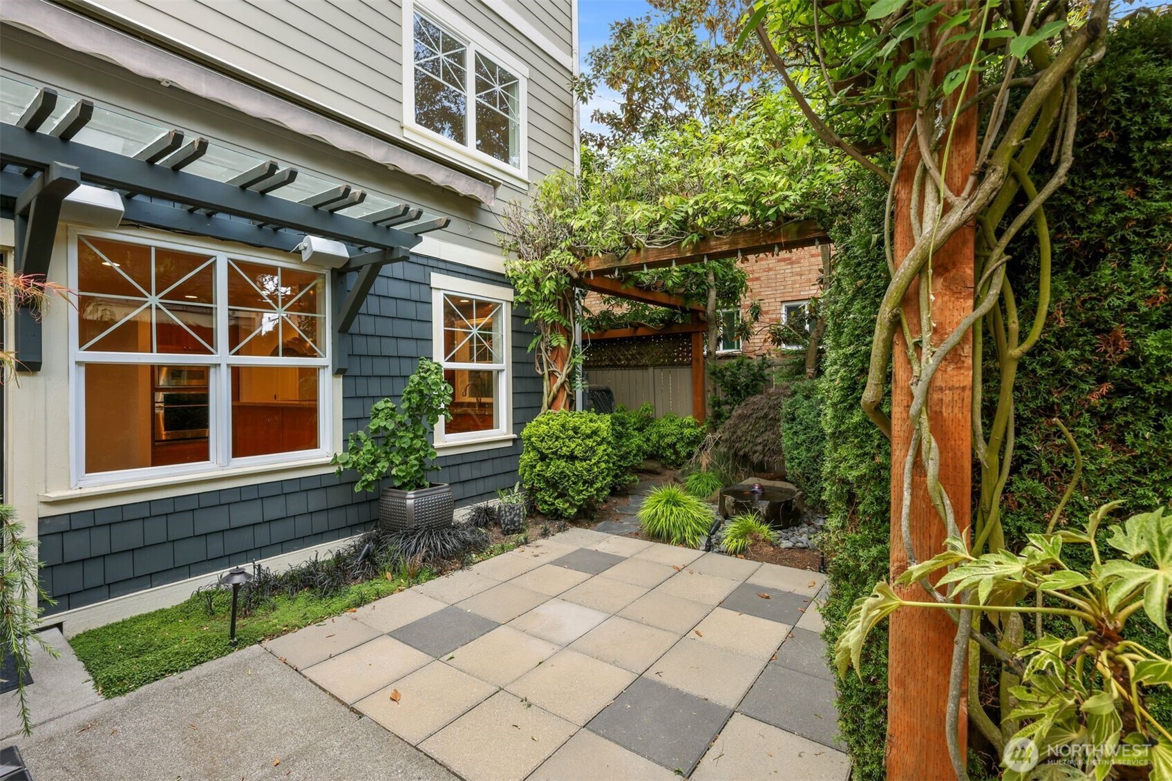 514 Prospect Street Unit: B