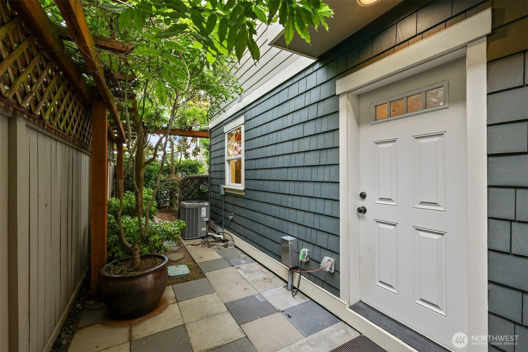 514 Prospect Street Unit: B