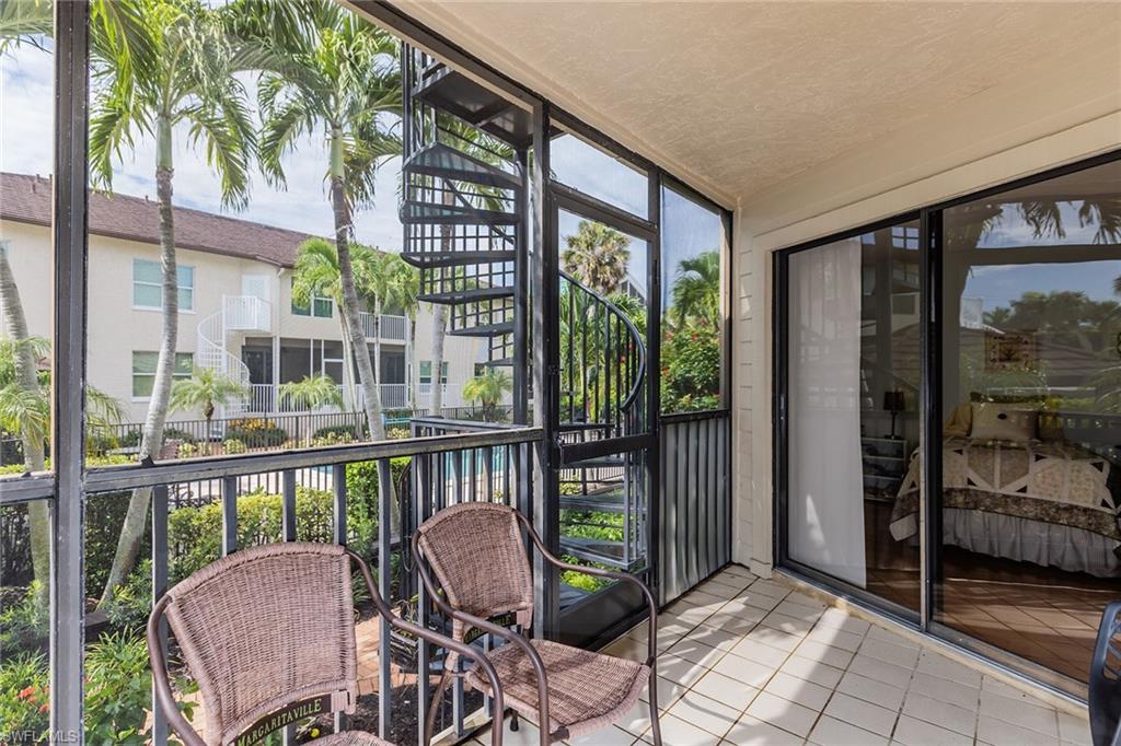 542 10th AVE S # 102N