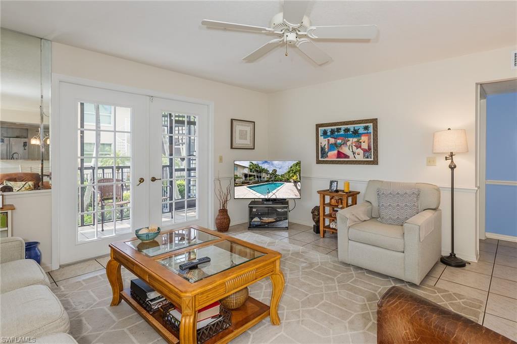 542 10th AVE S # 102N