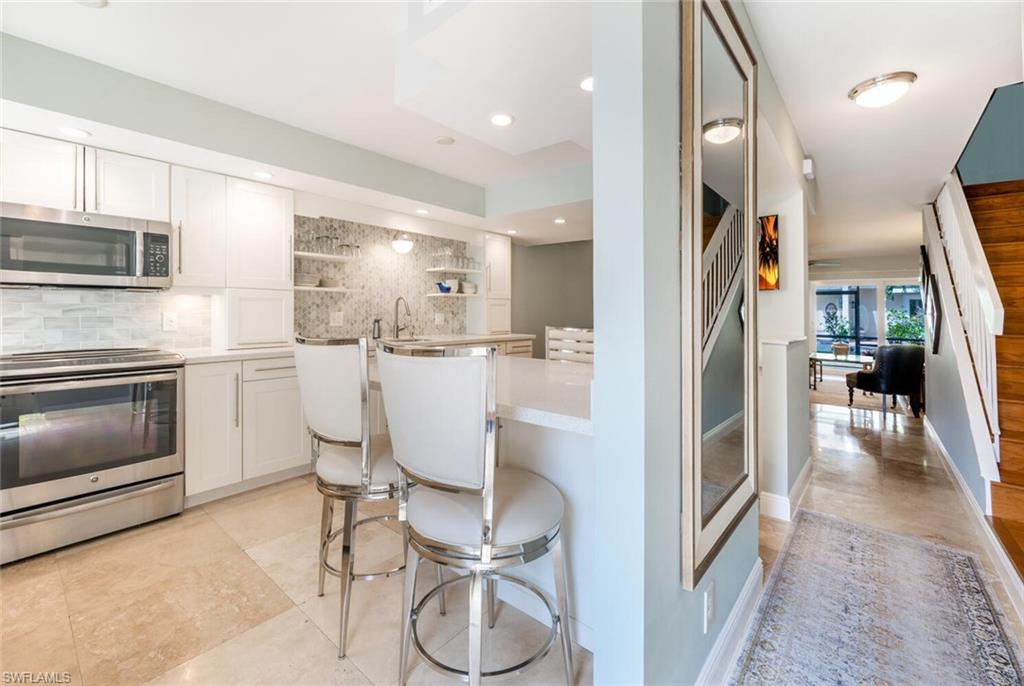 800 River Point DR # 537