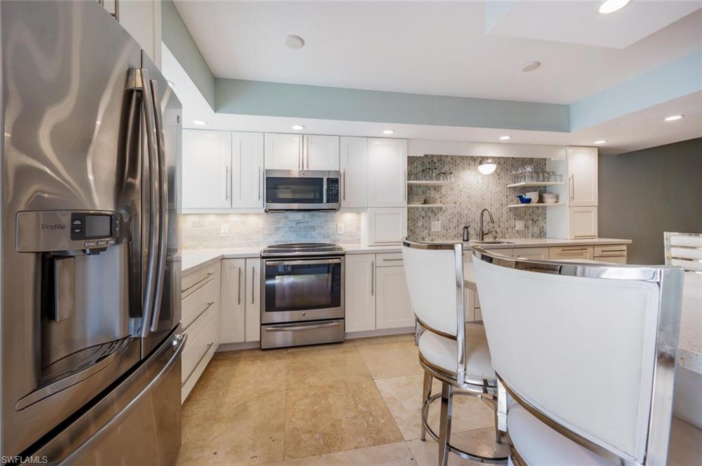 800 River Point DR # 537