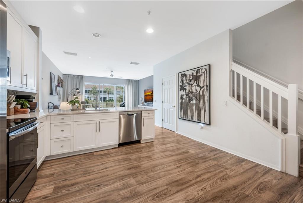 1028 Hampton CIR # 63