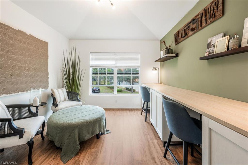 1028 Hampton CIR # 63